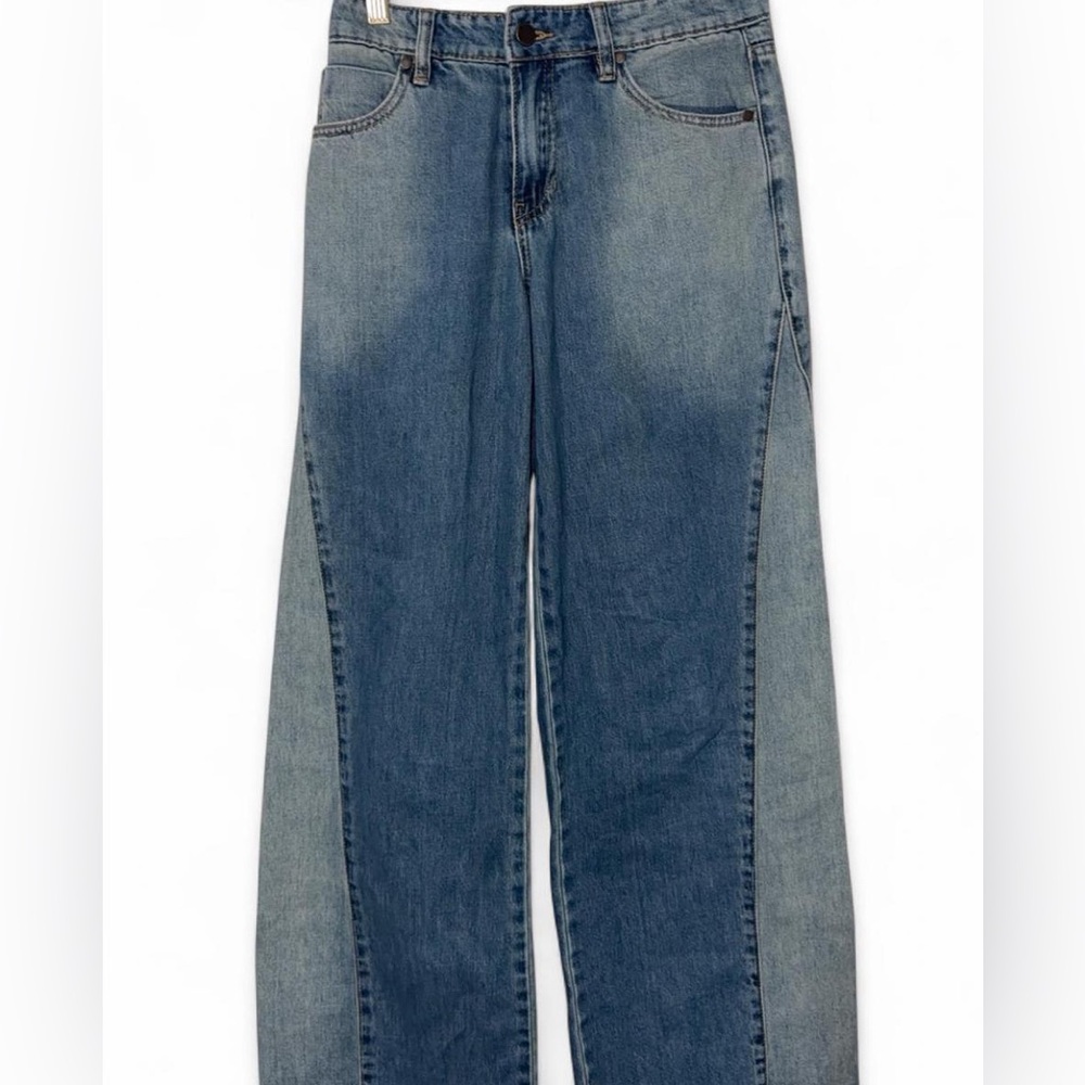 Two-Tone Blue Jeans